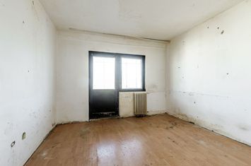 VANDUT ! Apartament accesibil cu 2 camere, în zona 500 Micalaca anunturi imobiliare Arad