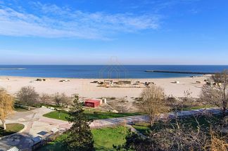 Apartament 3 camere de vânzare Constanta - Faleza Nord