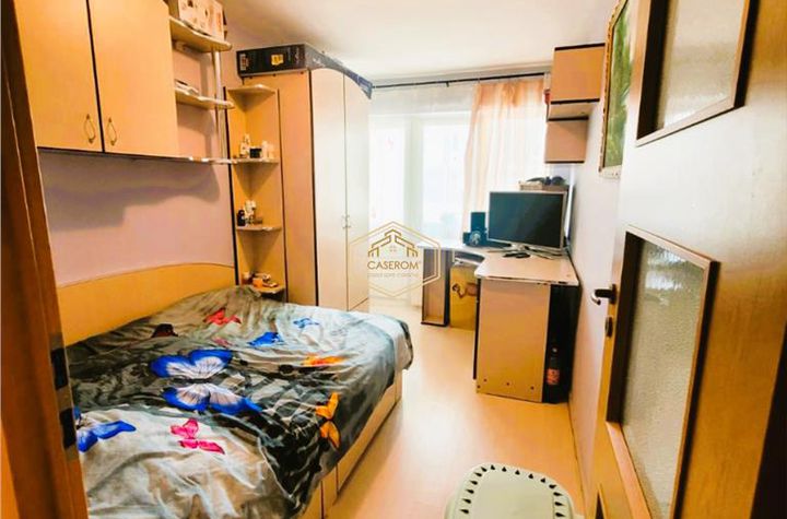 Apartament 3 camere de vanzare MICRO 14 - Satu Mare anunturi imobiliare Satu Mare