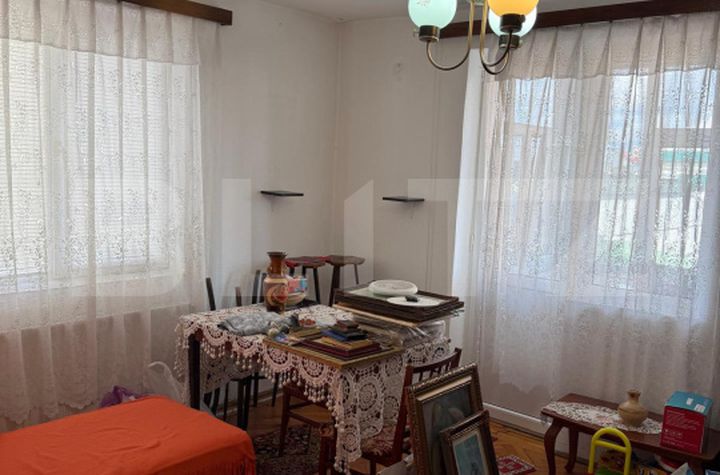 Apartament 3 camere de vanzare MICRO 8 - Dambovita anunturi imobiliare Dambovita