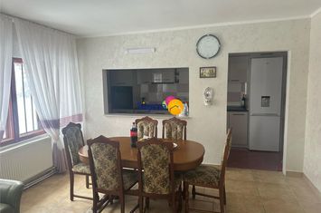Casă - 2 camere de vanzare CEAHLAU - Neamt anunturi imobiliare Neamt