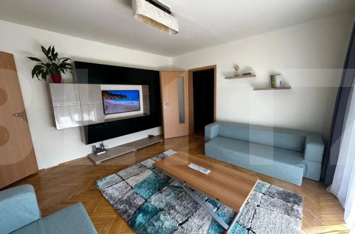 Apartament 3 camere de vanzare COMPLEX STUDENTESC - Timis anunturi imobiliare Timis