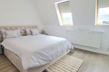 Casa 4 camere mobilata si utilata in Cartier Izvor Tarlungeni Brasov anunturi imobiliare Brasov