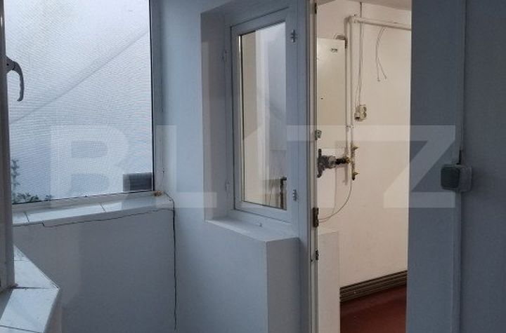 Apartament 3 camere de vanzare MICRO 4 - Dambovita anunturi imobiliare Dambovita