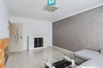 Apartament cu 3 camere zona 300 Micălaca anunturi imobiliare Arad