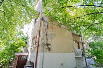 Apartament cu 4 camere de vânzare în zona Piața Unirii anunturi imobiliare Iasi