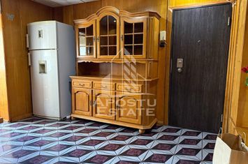 Apartament cu 2 camere, decomandat, zona Aradului anunturi imobiliare Timis