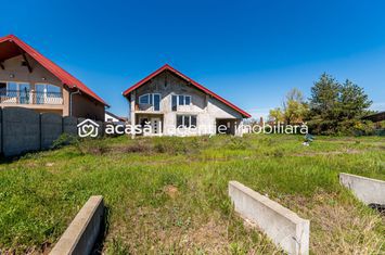 Casă - 4 camere de vanzare CALUGARENI - Arad anunturi imobiliare Arad