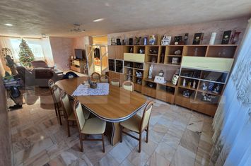 Vilă - 9 camere de vanzare ALBA IULIA - Alba anunturi imobiliare Alba