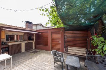 Garsonieră de inchiriat ANTIAERIANA - Bucuresti anunturi imobiliare Bucuresti