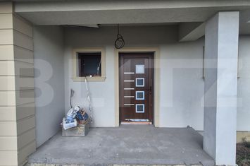 Casă - 4 camere de vanzare SATU MARE - Satu Mare anunturi imobiliare Satu Mare