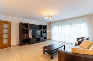 Apartament 3 camere de vanzare CENTRAL - Brasov anunturi imobiliare Brasov