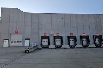 Spațiu industrial de inchiriat EST - Hunedoara anunturi imobiliare Hunedoara