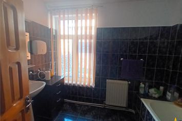 Apartament 4 camere de inchiriat CENTRUL CIVIC - Brasov anunturi imobiliare Brasov