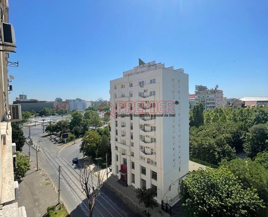 Apartament 3 camere Mitropolie, 81 mp