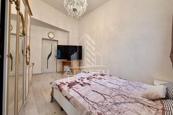 Apartament 2 camere,curte comuna,zona Lunei anunturi imobiliare Timis