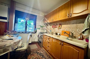 Apartament cu 4 camere, centrala proprie, zona Torontal anunturi imobiliare Timis