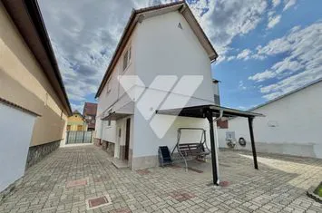Vilă - 4 camere de vanzare TEREZIAN - Sibiu anunturi imobiliare Sibiu