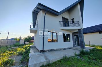 Casă - 3 camere de vanzare LUNCA CETATUII - Iasi anunturi imobiliare Iasi
