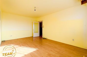 Apartament 3 camere de vanzare CIUCULUI - Covasna anunturi imobiliare Covasna