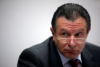 Radu Berceanu i-a ameninţat pe constructorii autostrăzii Arad-Timişoara că "se va despărţi de ei"