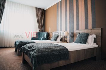 Hotel 3★ de vânzare – Oradea | Complex hotelier complet funcțional, potențial investițional ridicat anunturi imobiliare Bihor