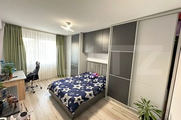 Apartament 3 camere de vanzare GEORGE ENESCU - Dolj anunturi imobiliare Dolj