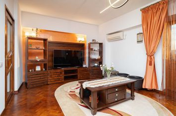 Apartament cu 3 camere de închiriat anunturi imobiliare Iasi