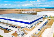10.625 €, Spațiu industrial