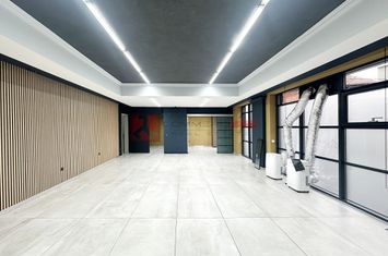 SPATIU COMERCIAL 78 MP - CENTRUL CIVIC - SUPRAFATA VITRATA GENEROASA anunturi imobiliare Brasov