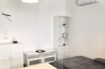 Garsonieră de vanzare GIROC - Timis anunturi imobiliare Timis