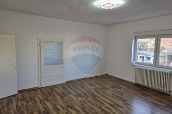 Casă spațioasă de închiriat în zona Calea Dumbrăvii anunturi imobiliare Sibiu