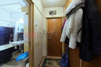 Garsonieră - Plaza - Necesită Renovare anunturi imobiliare Bucuresti