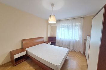 Apartament 3 camere Metrou 1 Mai anunturi imobiliare Bucuresti