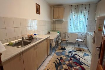 Apartament 3 camere de vanzare RADAUTI - Suceava anunturi imobiliare Suceava