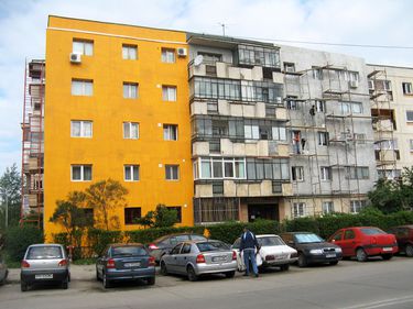 Ce rişti dacă îţi reabilitezi singur apartamentul?