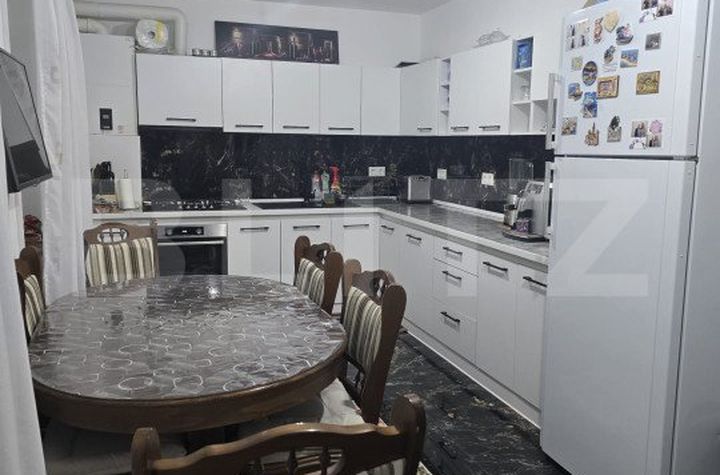 Casă - 4 camere de vanzare SATU MARE - Satu Mare anunturi imobiliare Satu Mare