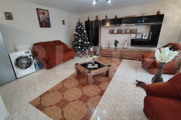 Vilă - 7 camere de vanzare MIHAI VITEAZU - Cluj anunturi imobiliare Cluj