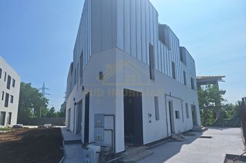 TRIPLEX(CAPAT)P+1+M-TEREN 320 MP-CENTRU PRIMARIE anunturi imobiliare Bucuresti