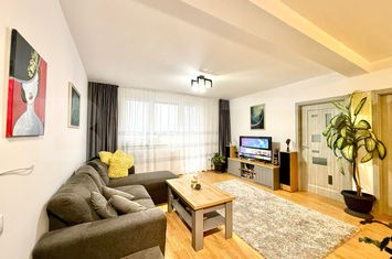 Apartament 3 camere de vanzare FLORESTI - Cluj anunturi imobiliare Cluj