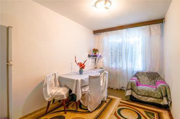 Apartament 4 camere de vanzare SALAJAN - Bucuresti anunturi imobiliare Bucuresti