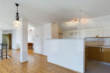 Apartament 4 camere de vanzare GIROCULUI - Timis anunturi imobiliare Timis