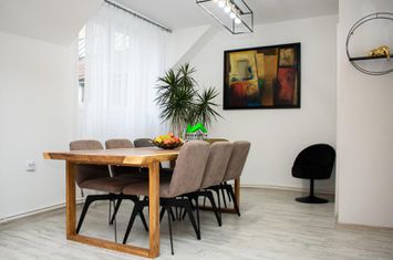 Apartament 3 camere de inchiriat CENTRAL - Sibiu anunturi imobiliare Sibiu