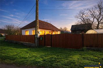 Casă - 2 camere de vanzare EXTERIOR EST - Covasna anunturi imobiliare Covasna