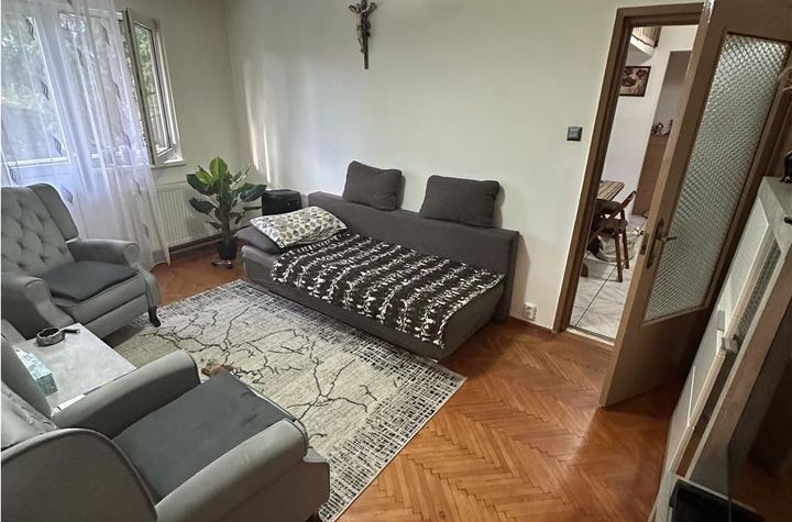 Apartament 4 camere de vanzare CIRCUMVALATIUNII - Timis anunturi imobiliare Timis