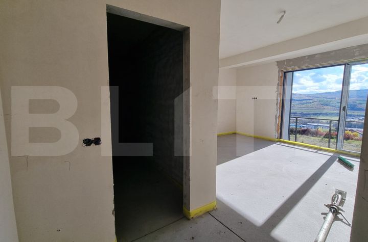 Apartament 3 camere de vanzare BACIU - Cluj anunturi imobiliare Cluj