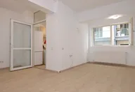 450 €, Garsonieră