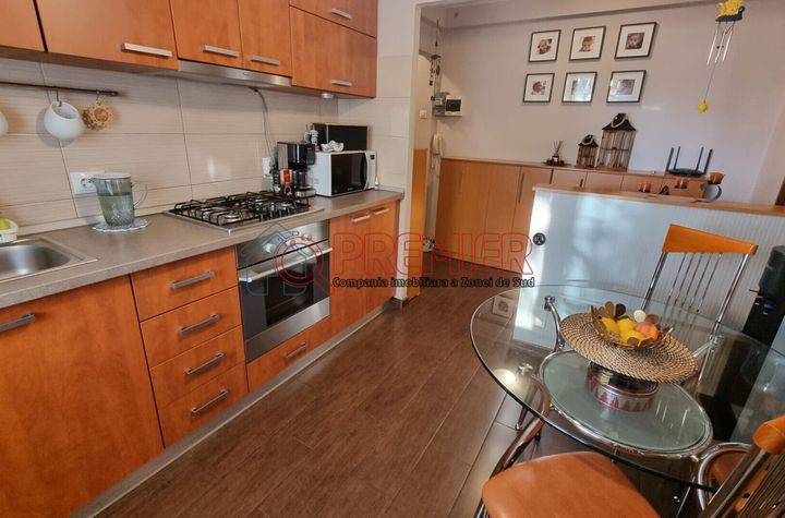 Str Stupilor 8 - apartament 3 camere anunturi imobiliare Bucuresti