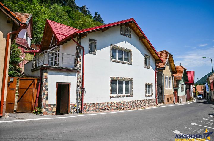 Casă - 6 camere de vanzare SCHEI - Brasov anunturi imobiliare Brasov