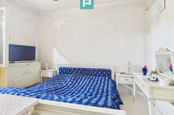 Casă cu teren generos în Alfa – Arad anunturi imobiliare Arad